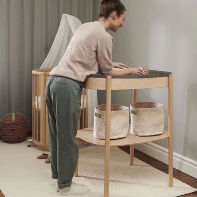 STOKKE SLEEPI TABLE À LANGER ÉTAGÈRE PANIER GRIS