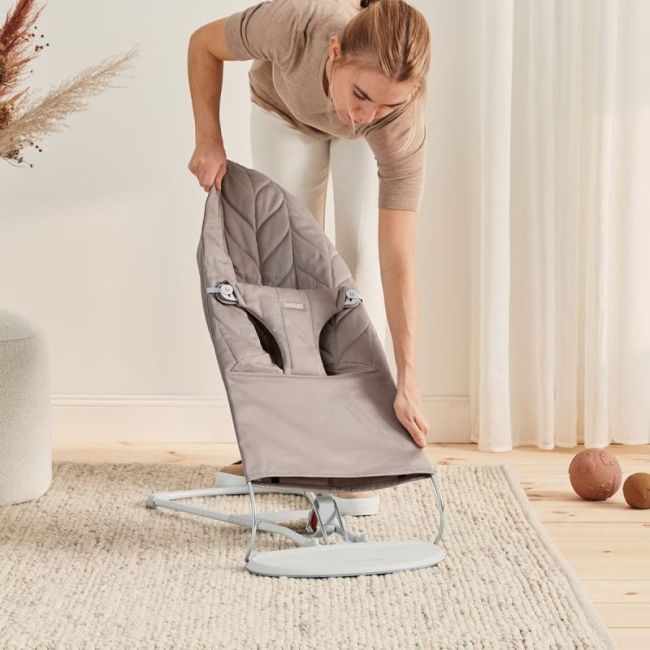 Amaca Bliss BabyBjörn, Tessuto Woven, Imbottitura Petalo Grigio Sabbia